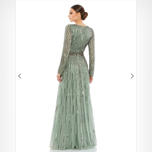 Sequined V neckline, illusion sleeve A line gown - Picture 2 of 3